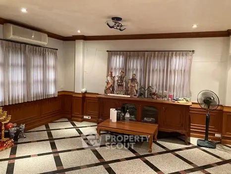 image_rental-8634912