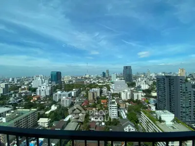 Fully Furnished 1 Bedroom Condo at Noble Re D Aree-4