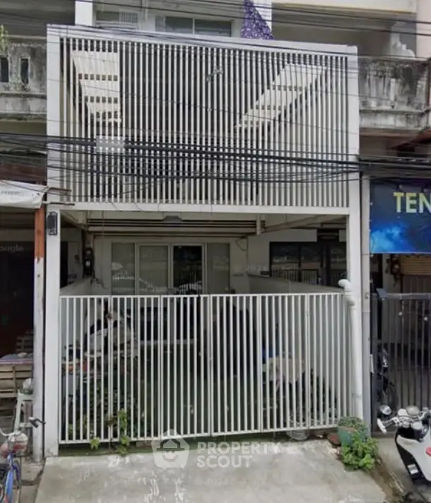 Screenshot 2569-02-12 at 12.10.01.jpg