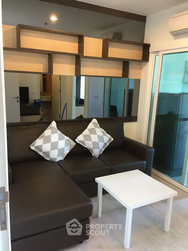 image_rental-10242070