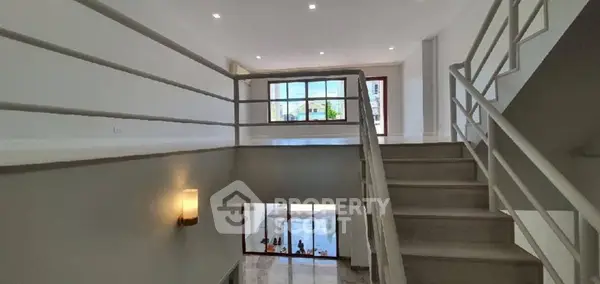 image_rental-6442349