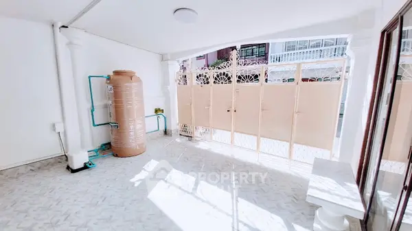 image_rental-11330458