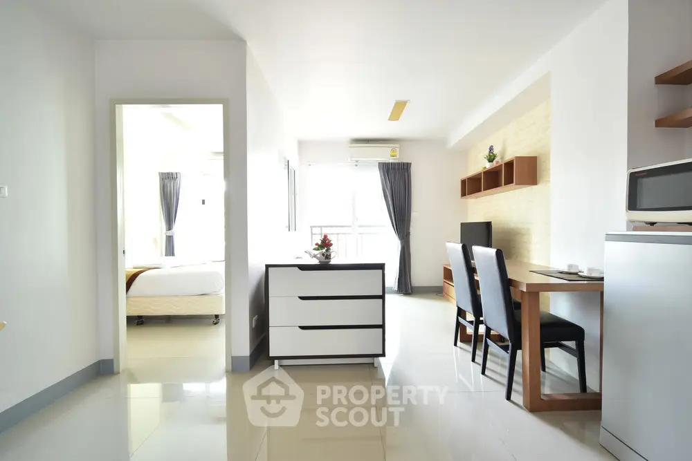  1 Bedroom Condo -1