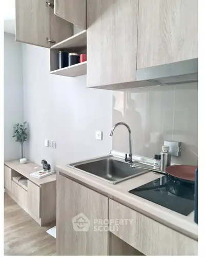 image_rental-6383758