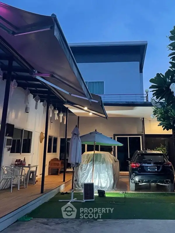 image_rental-27858723