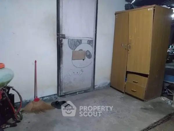 image_rental-27582783