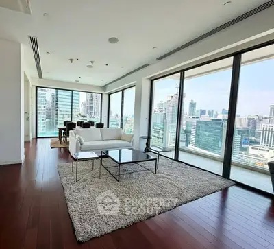 Luxurious living room with stunning city view and elegant furnishings