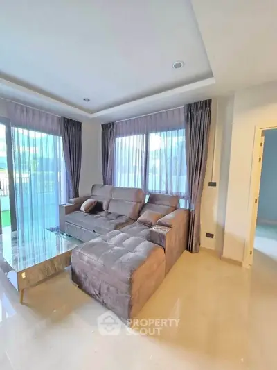 image_rental-26812873