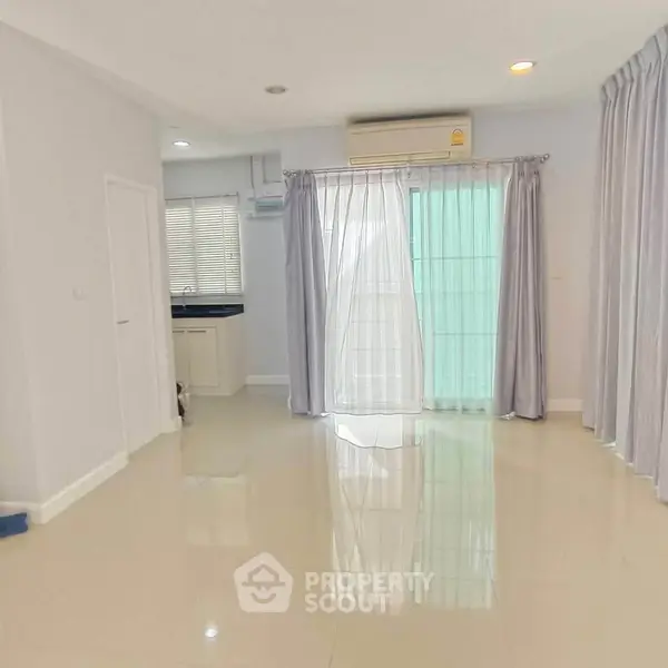 image_rental-28358329