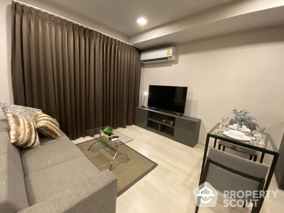 Fully Furnished 1 Bedroom Condo at Venio สุขุมวิท 10-1