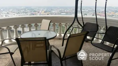  4 Bedrooms Condo at Condo One Soho-3