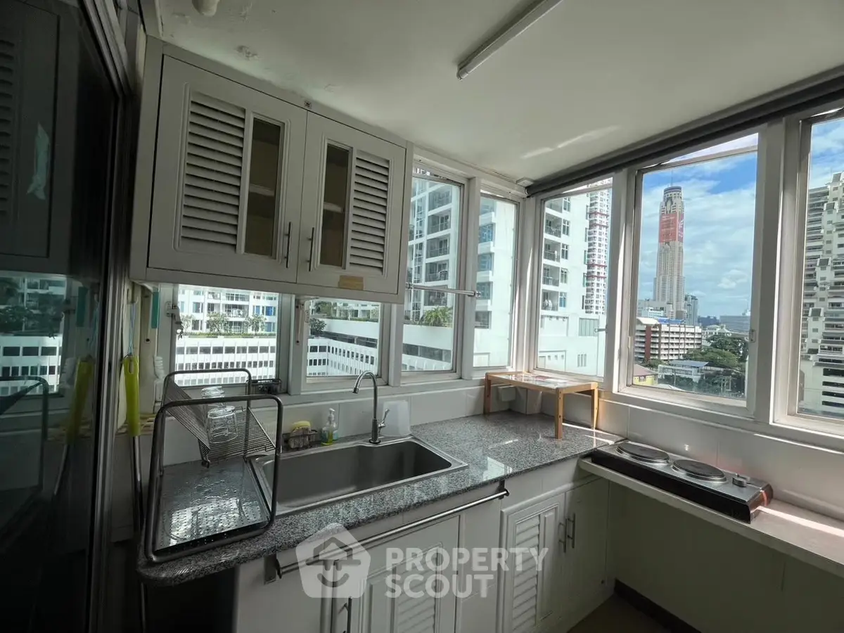 Thumbnail 10