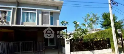 image_rental-27778770