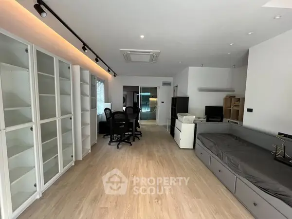 image_rental-28628979