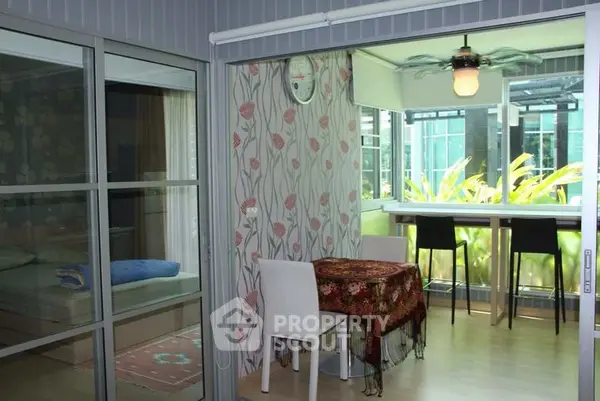 image_rental-4505647