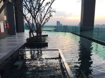  1 Bedroom Condo at Rhythm Sathorn-3