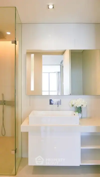Modern bathroom with sleek design and elegant fixtures