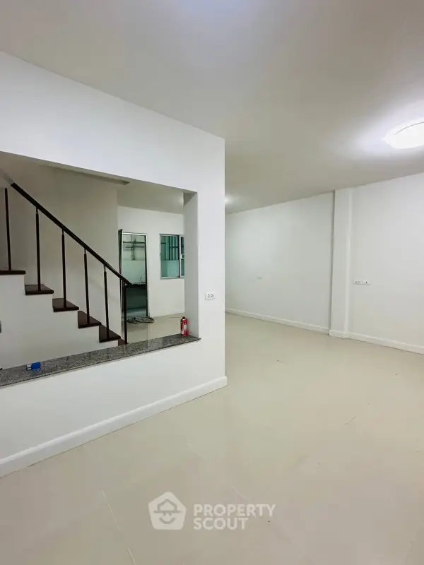 image_rental-28123896