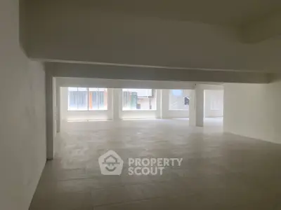 image_rental-29298628