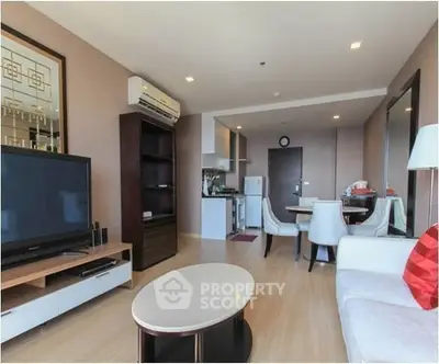  2 Bedrooms Condo at Sky Walk Phra Khanong-5