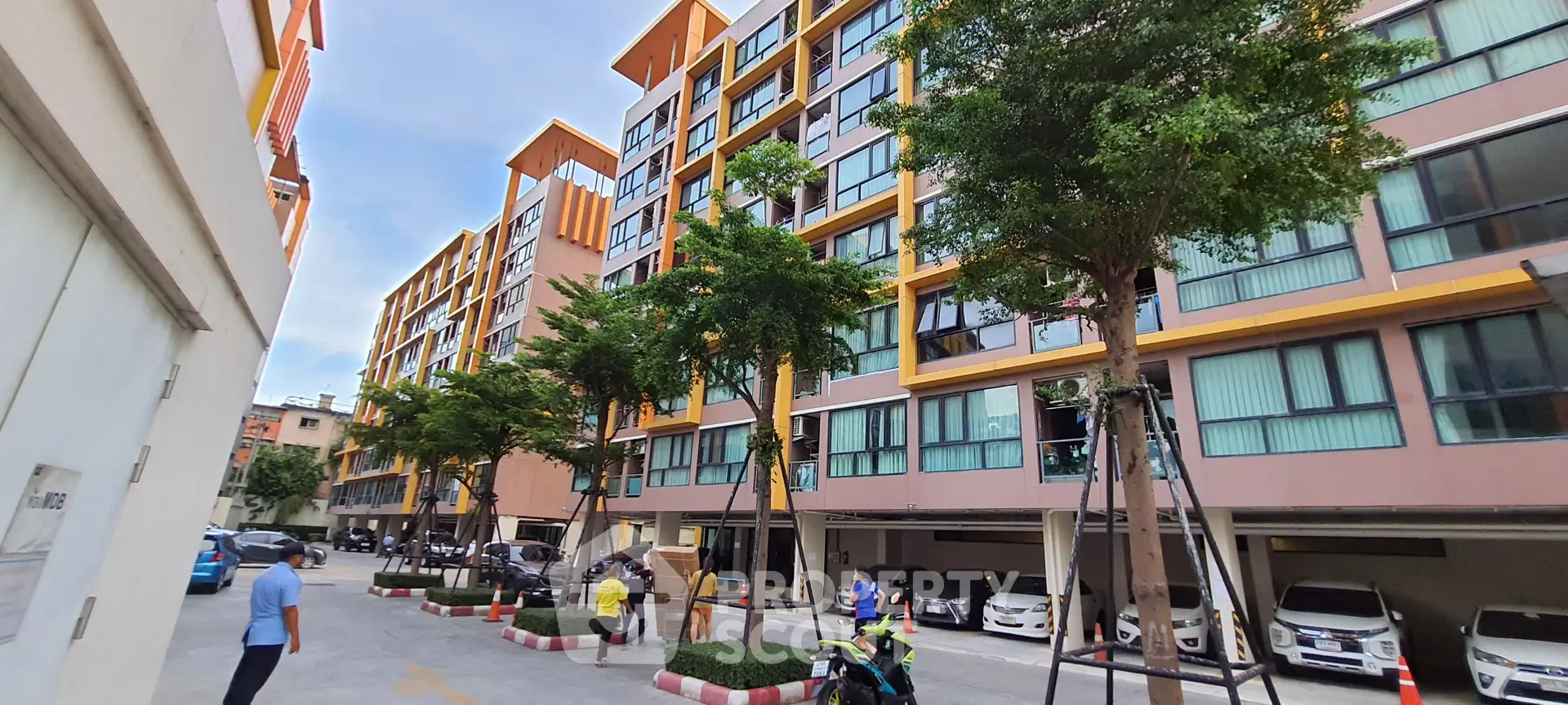 The Cube Plus Chaengwattana