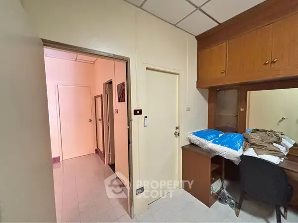 image_rental-29560525