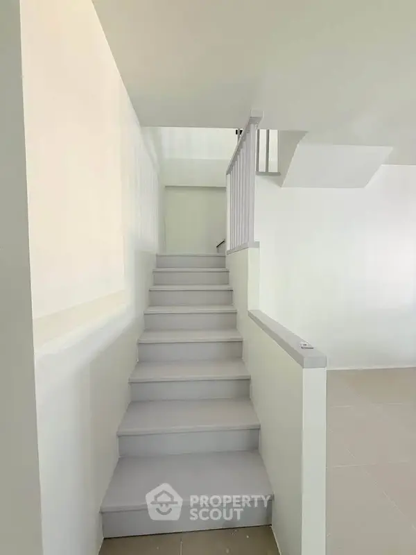 image_rental-29689093