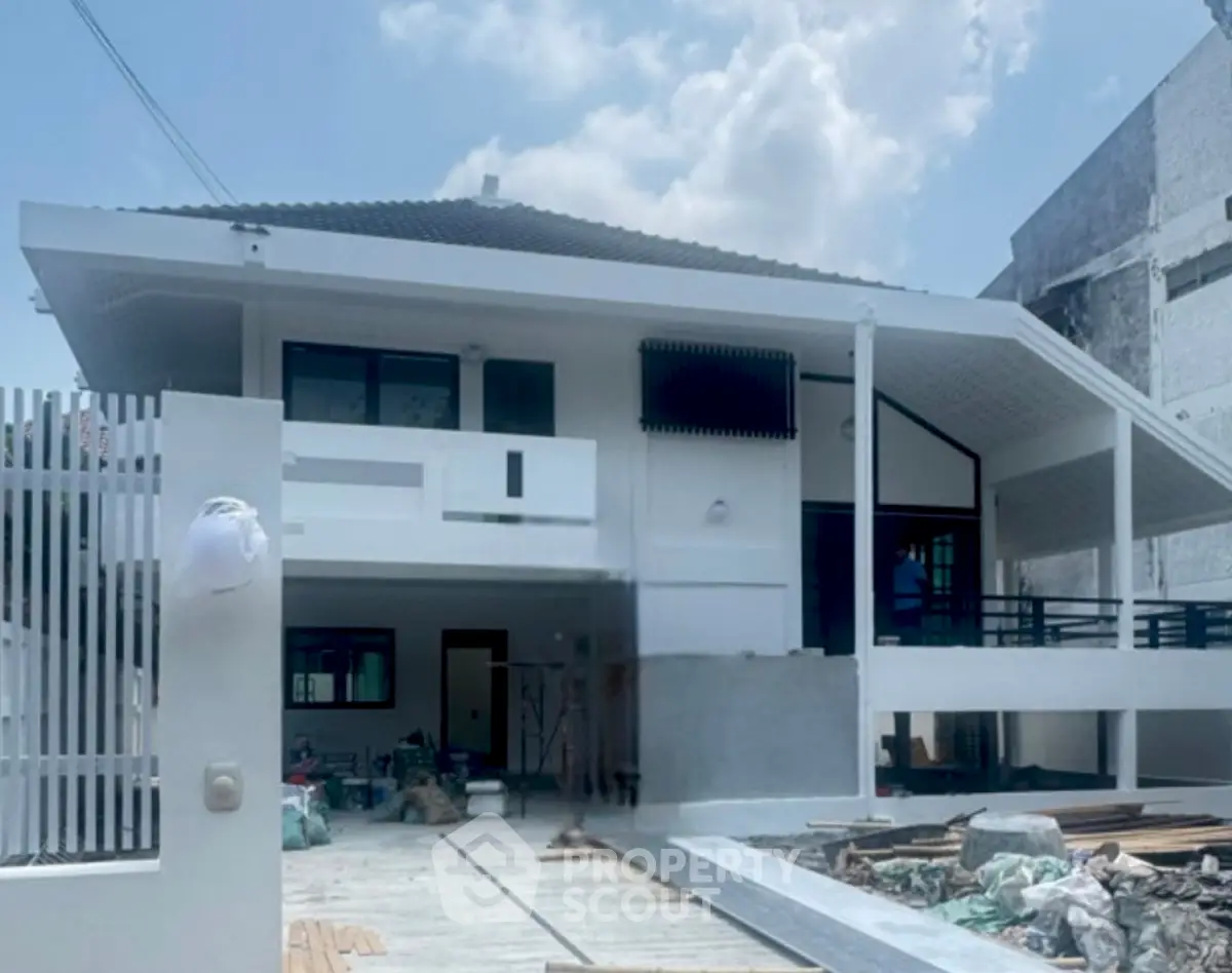 Screenshot 2569-04-15 at 18.19.47.jpg