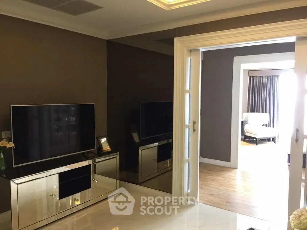  1 Bedroom Condo at State Tower Silom-1
