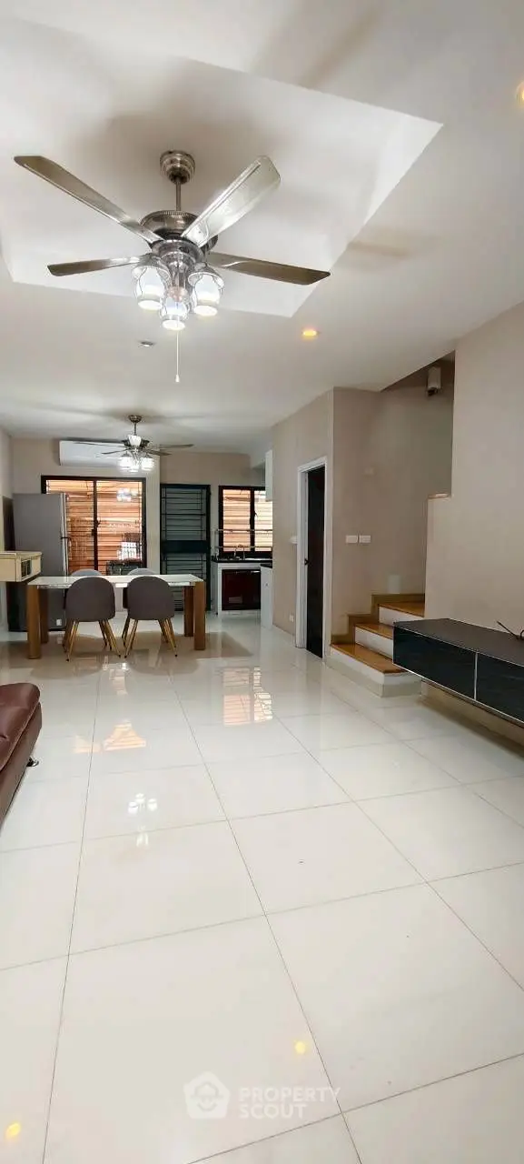 image_rental-25865218