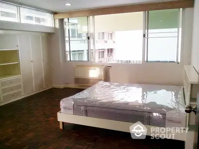 Fully Furnished 2 Bedrooms Apartment at Undefined-3