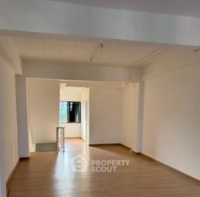 Screenshot 2569-03-26 at 22.47.47.jpg