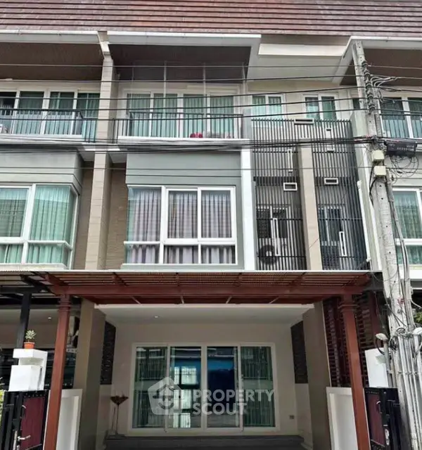 image_rental-31052973