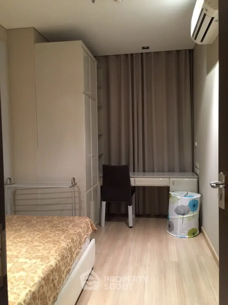  2 Bedrooms Condo at The Address Phayathai-1