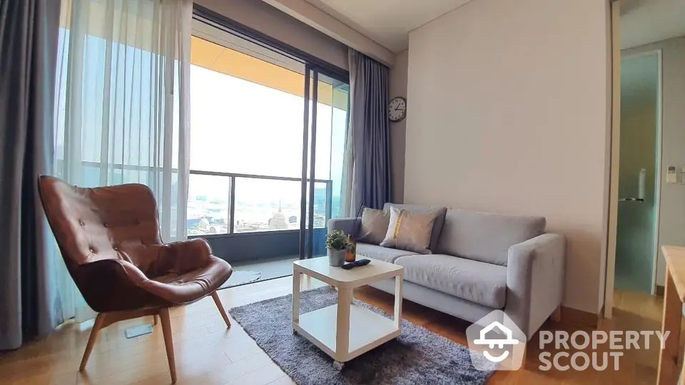 Fully Furnished 2 Bedrooms Condo at The Lumpini 24-1