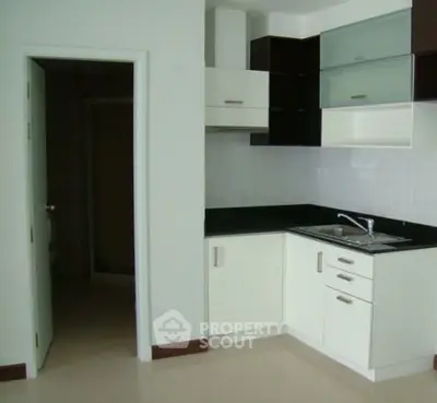  1 Bedroom Condo -2