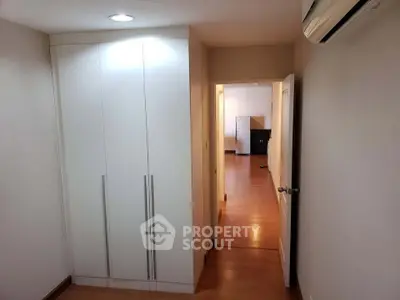 image_rental-30743439