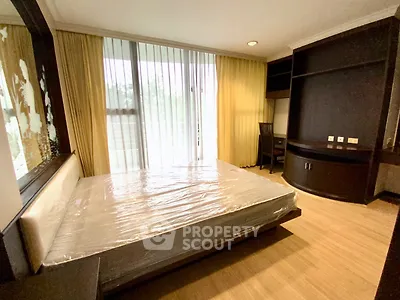 Fully Furnished 2 Bedrooms Condo at Supalai Place Sukhumvit 39-3