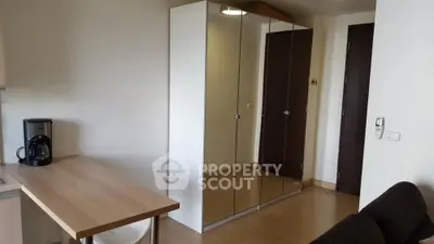 2 Bedrooms Condo at The Parkland Srinakarin-8
