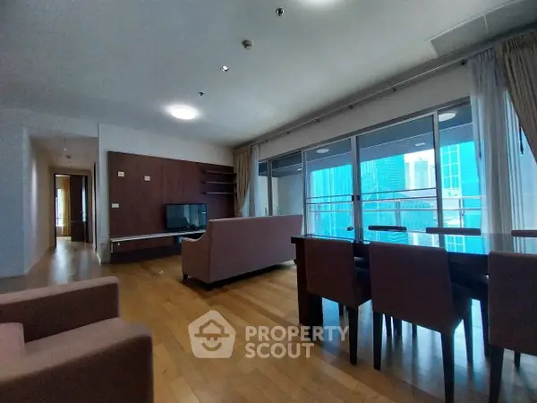 image_rental-30396238