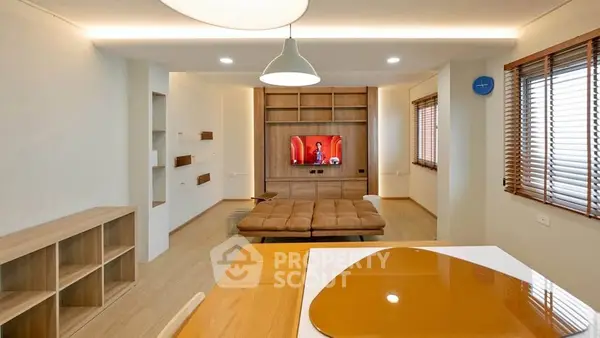 image_rental-30919860