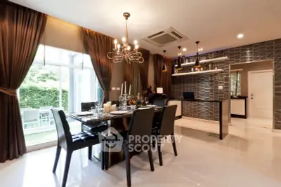  4 Bedrooms House -6