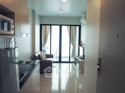 Fully Furnished 1 Bedroom Condo at Ideo Ratchada Huaikwang-2