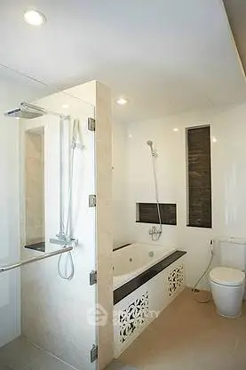 Fully Furnished 2 Bedrooms Apartment at Thavee Yindee Residence-2