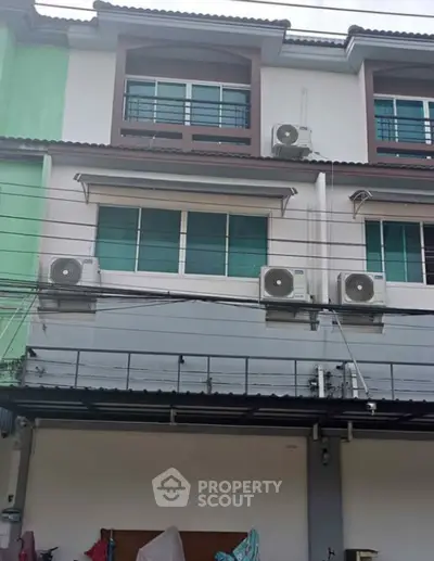 image_rental-29511101