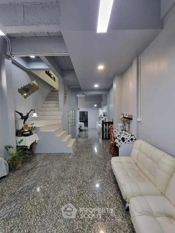 image_rental-16604116