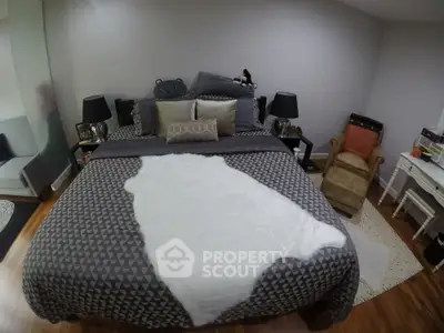 2 Bedrooms Condo at The Garden-6