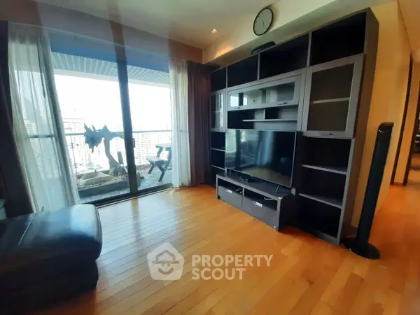 image_rental-5304641