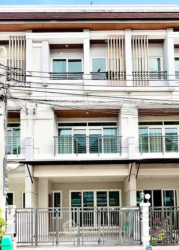 image_rental-31561073