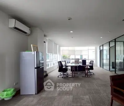 Screenshot 2569-02-19 at 19.49.46.jpg